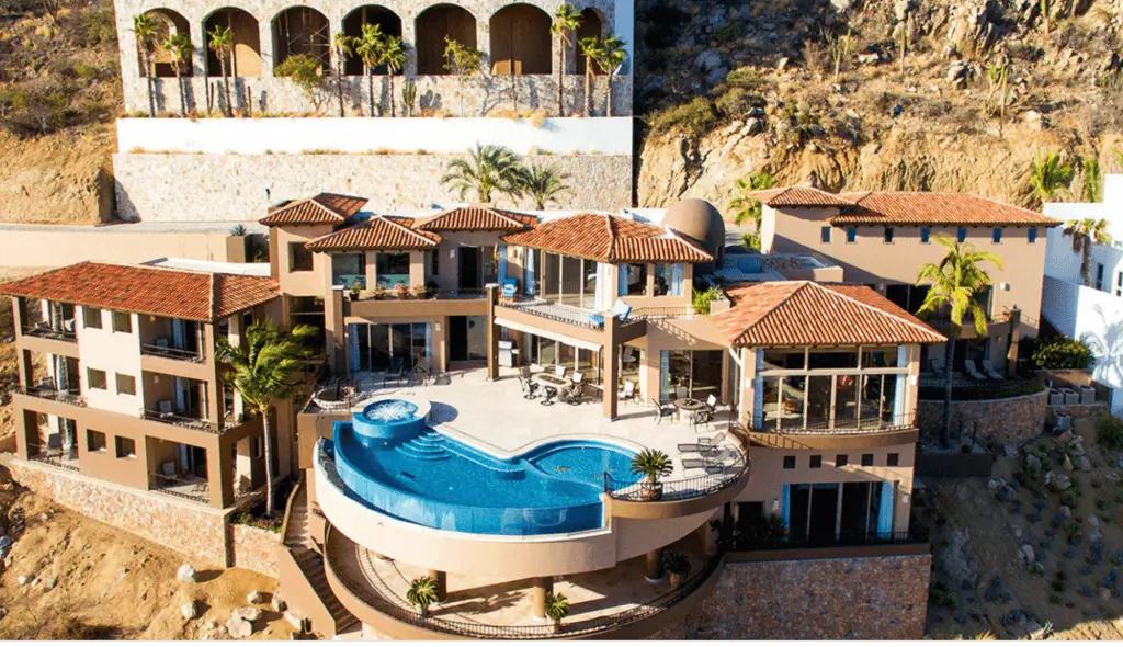 Estate Compounds in Cabo Del Sol